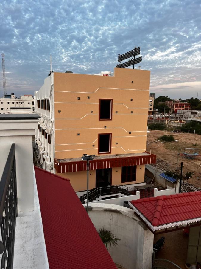 Sri Balaji Lodging Hotell Tiruchchendūr Eksteriør bilde