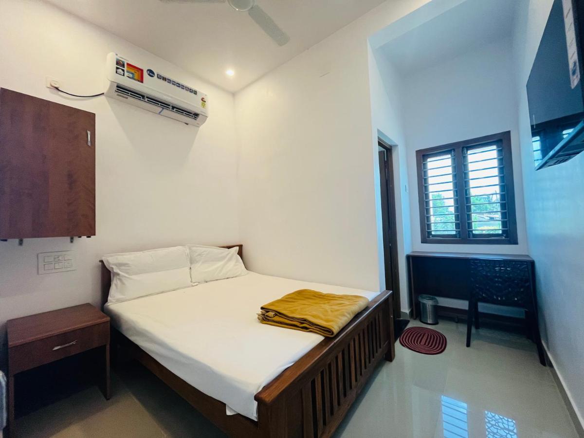 Sri Balaji Lodging Hotell Tiruchchendūr Eksteriør bilde