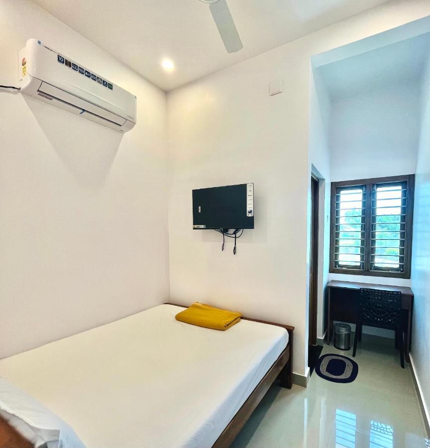 Sri Balaji Lodging Hotell Tiruchchendūr Eksteriør bilde